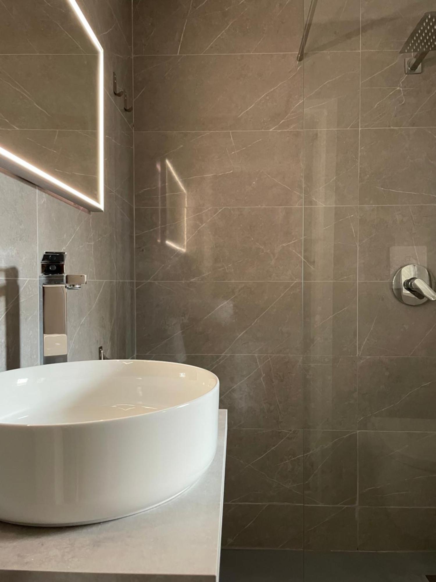 Il Serafino Holiday Suites Бари Экстерьер фото