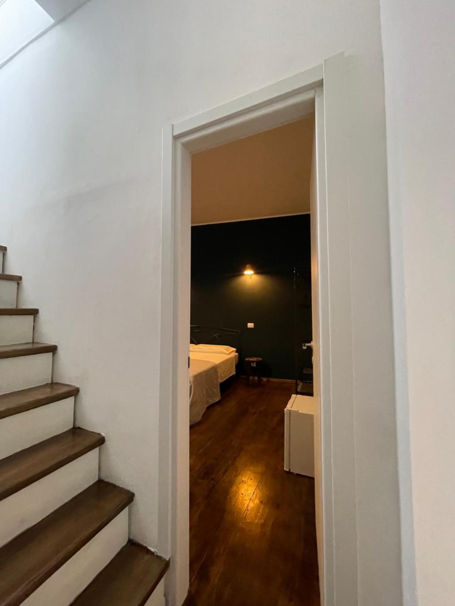 Il Serafino Holiday Suites Бари Экстерьер фото